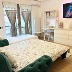 Summer Apartman