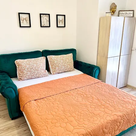 Summer * 康斯坦察