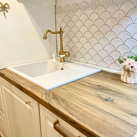 Summer * 康斯坦察