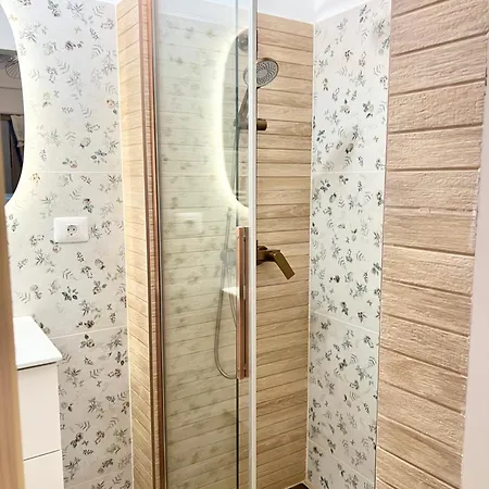 Summer * 康斯坦察