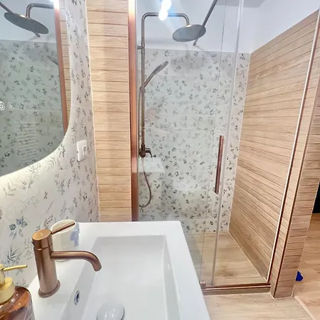 Summer * 康斯坦察